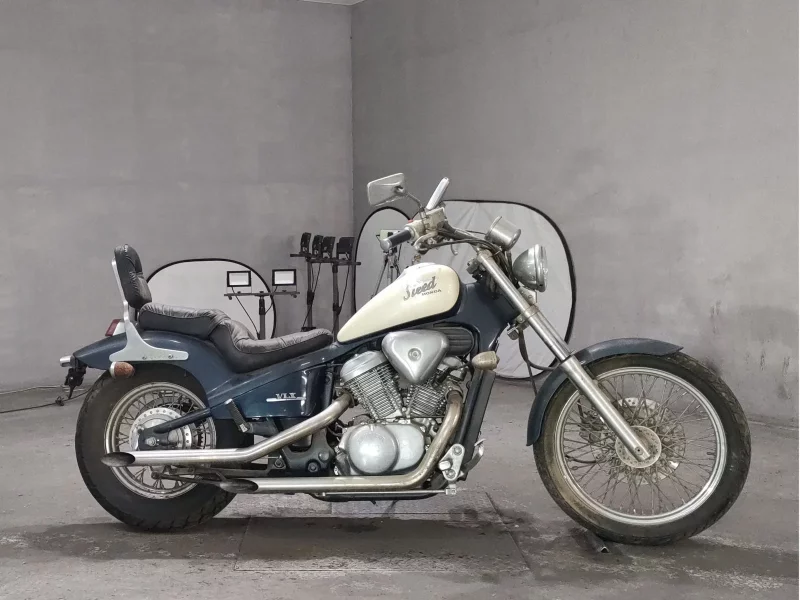 Honda STEED400