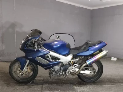 Honda VTR1000F