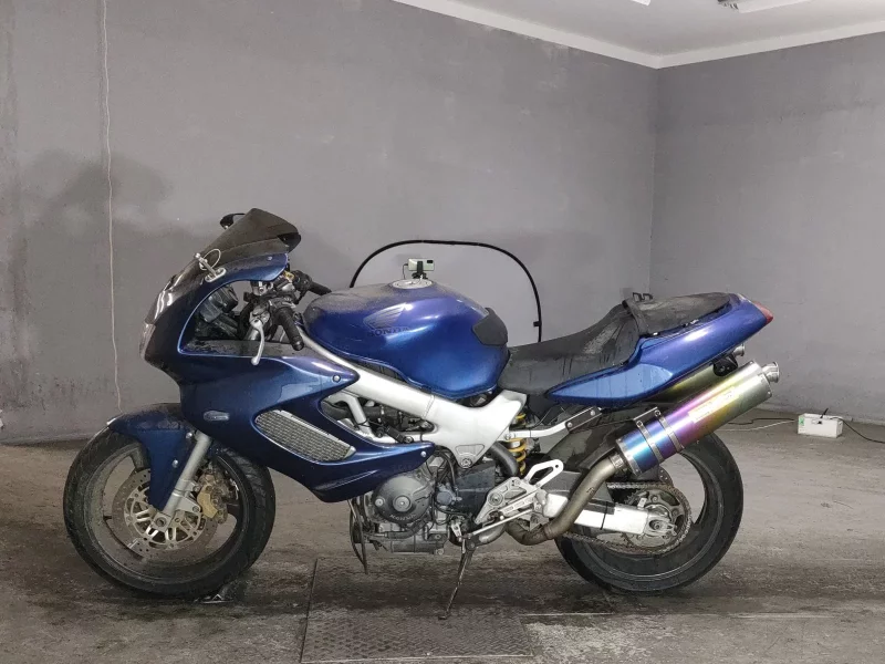 Honda VTR1000F