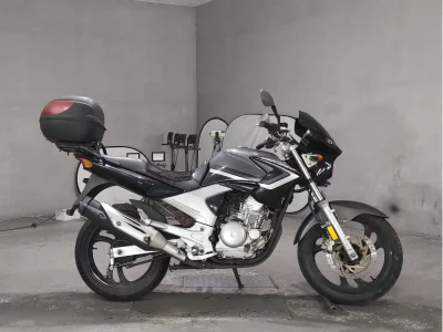 Yamaha YBR250