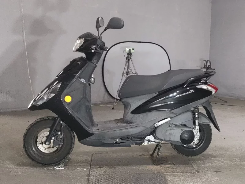 Yamaha AXIS Z