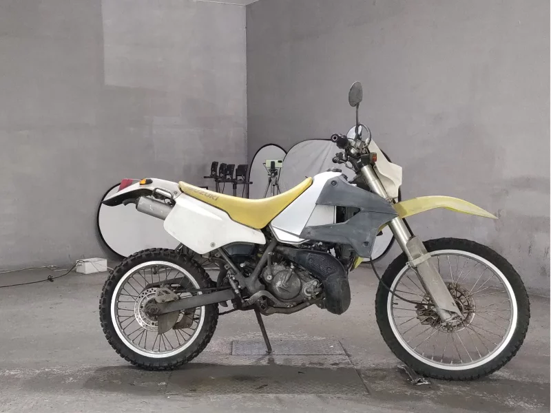 Suzuki TS125R
