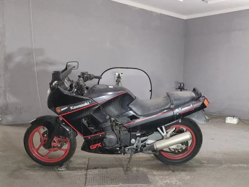 Kawasaki GPX250R