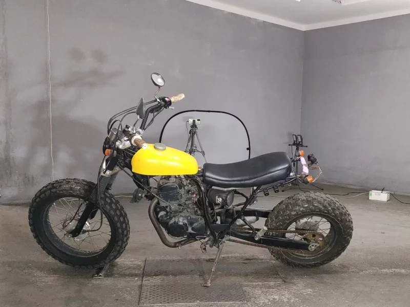 Yamaha TW200