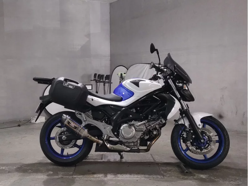 Suzuki GLADIUS400