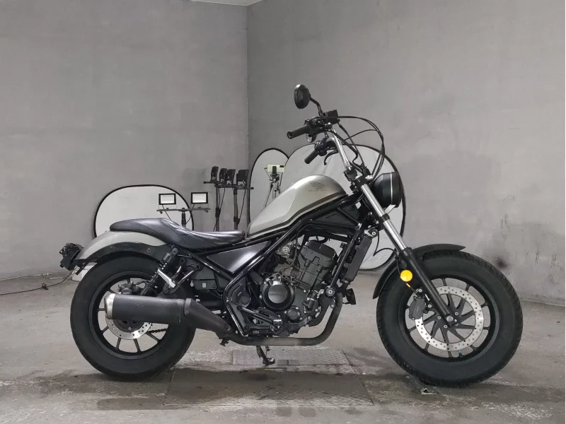 Honda REBEL