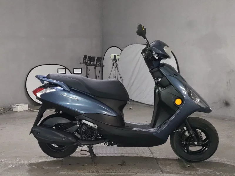 Yamaha AXIS Z