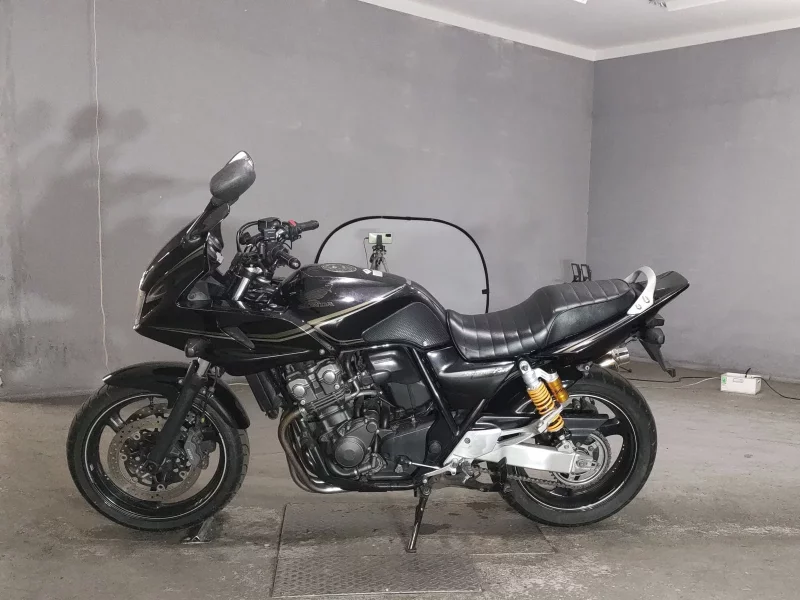 Honda CB400SFV-4 BOLDOR
