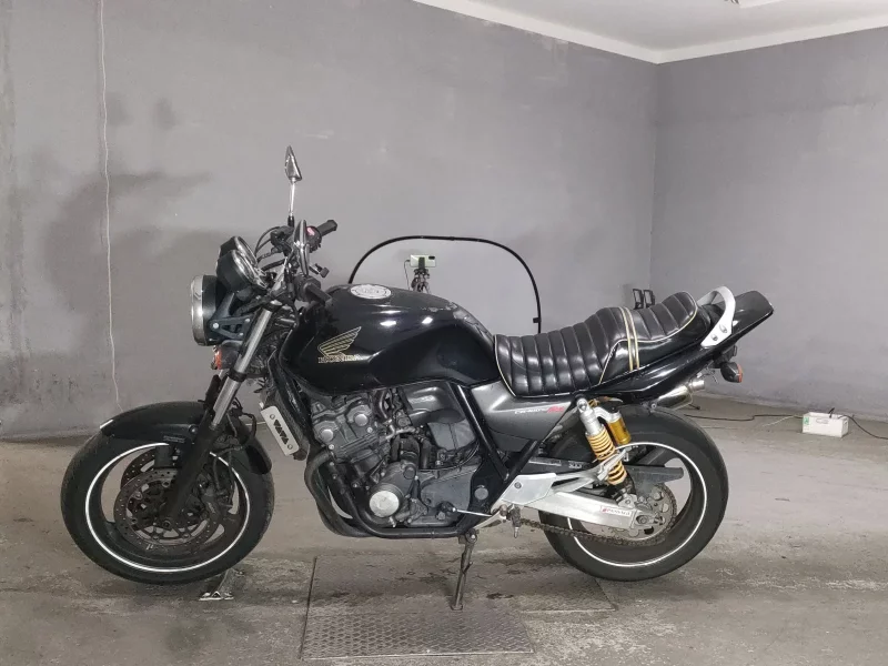 Honda CB400SFV-4