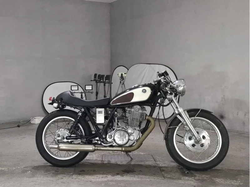 Yamaha SR500-1