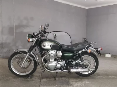 Kawasaki W800