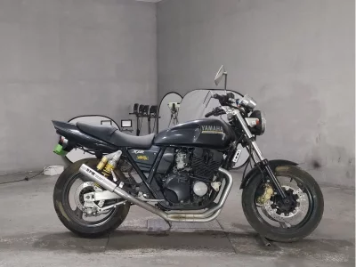 Yamaha XJR400R-1