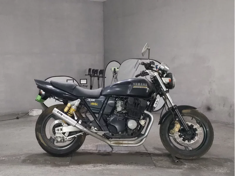 Yamaha XJR400R-1
