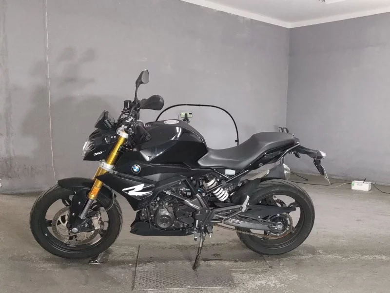 BMW BMW G310R