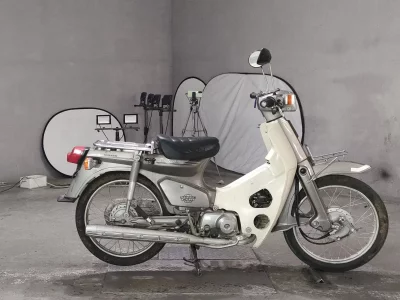 Honda SUPER CUB90