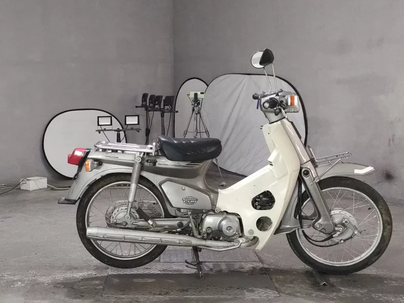Honda SUPER CUB90