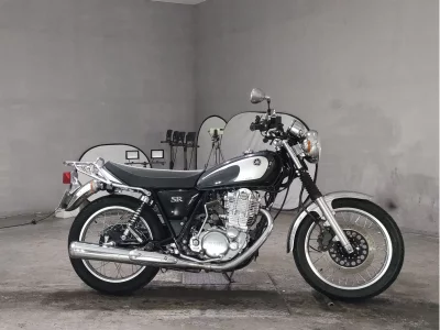 Yamaha SR400-1  с аукциона в Японии