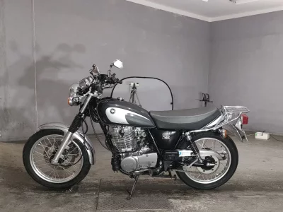 Yamaha SR400-1  с аукциона в Японии