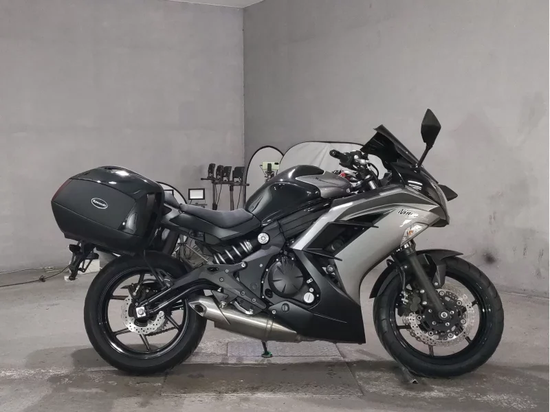 Kawasaki NINJA400 лот № 7550 оценка 4  с аукциона в Японии