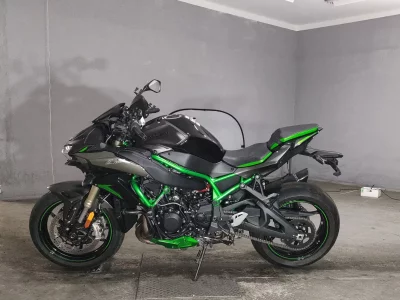Kawasaki Z H2 SE лот № 8552 оценка 4.5  с аукциона в Японии 2