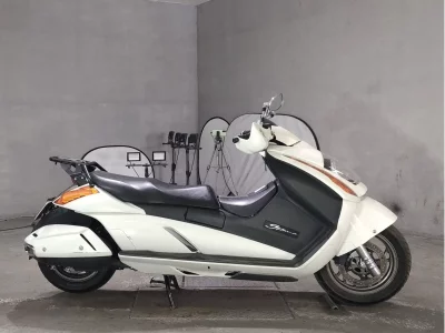 Suzuki GEMMA250