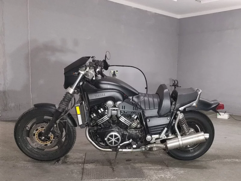 Yamaha V-MAX