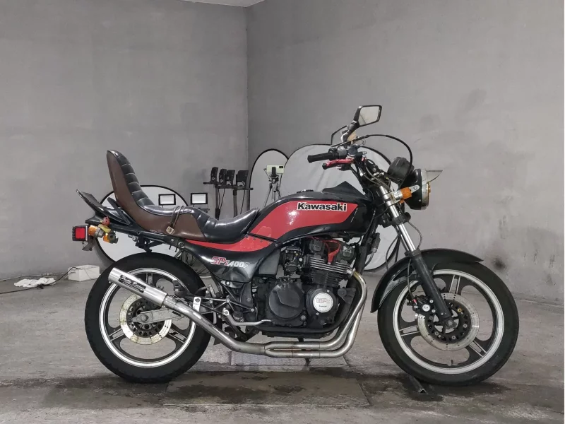 Kawasaki GPZ400F
