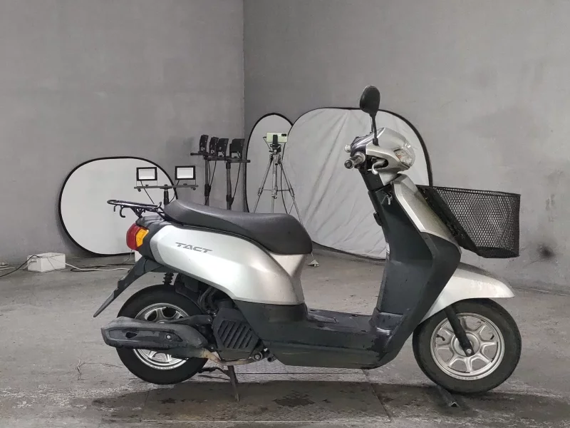 Honda TACT BASIC