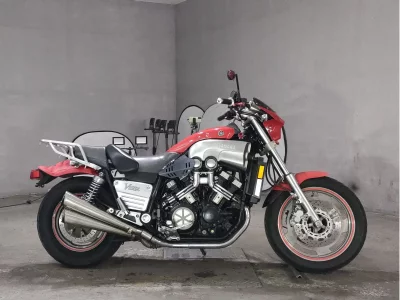Yamaha V-MAX