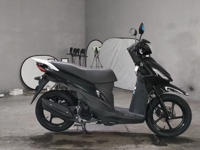 Suzuki ADDRESS V110