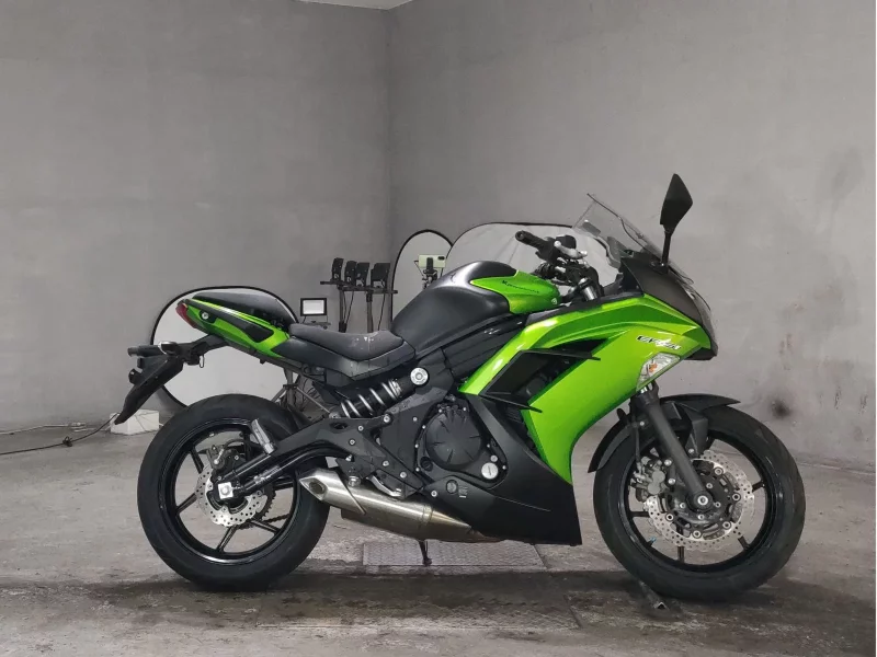 Kawasaki NINJA650 лот № 1809 оценка 4  с аукциона в Японии