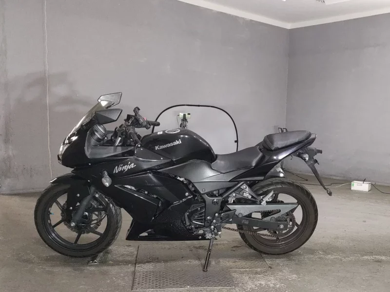 Kawasaki NINJA250R