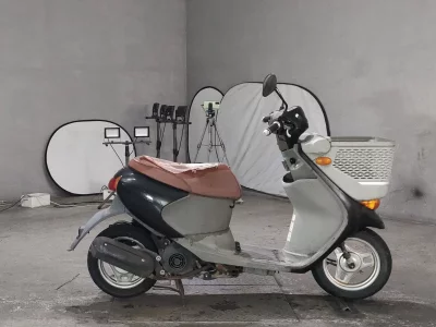 Suzuki LET S4