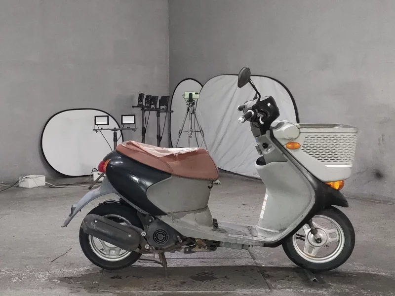 Suzuki LET S4