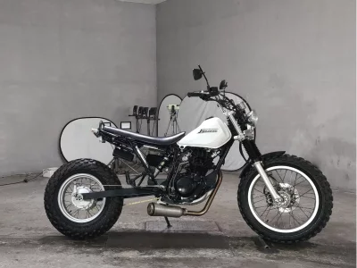 Yamaha TW225