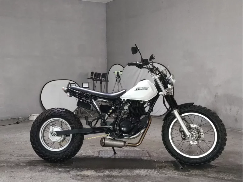 Yamaha TW225