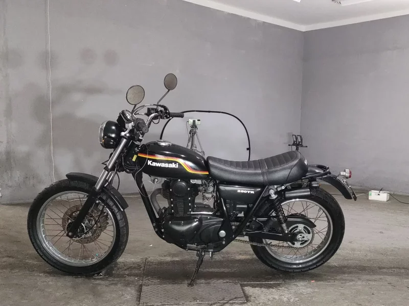 Kawasaki 250TR