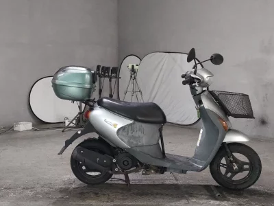 Suzuki LET S4