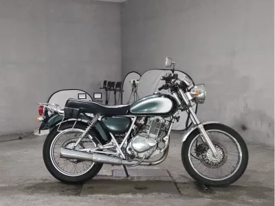 Suzuki ST250E