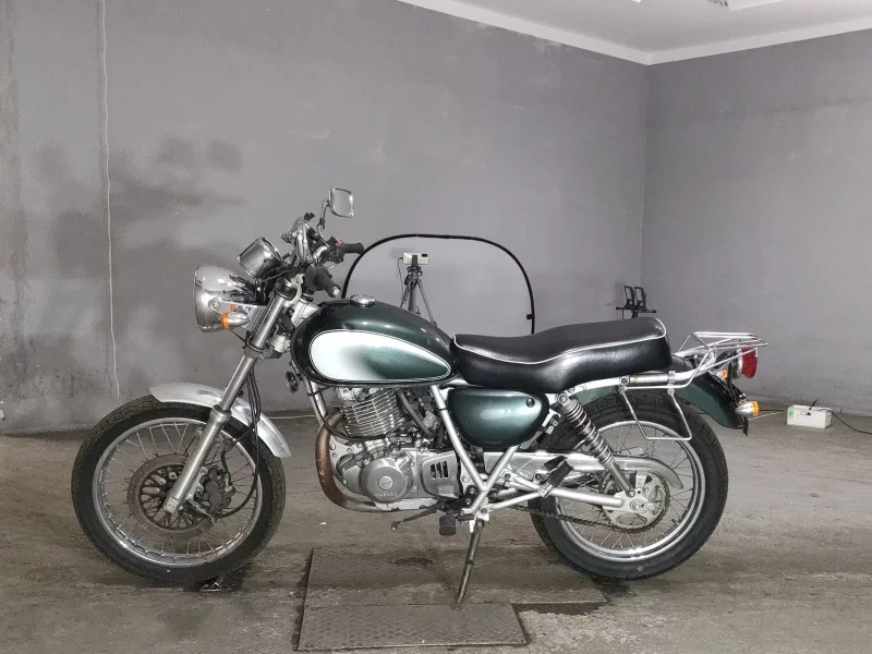 Suzuki ST250E