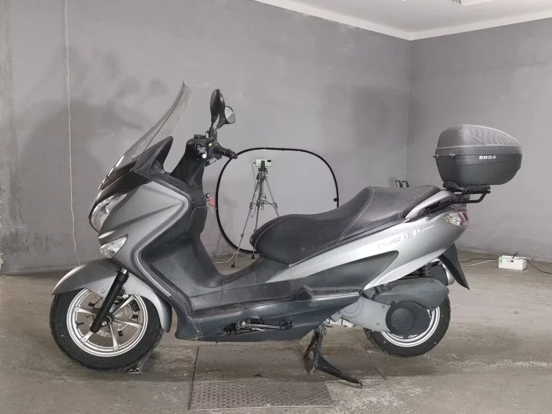 Suzuki BURGMAN200