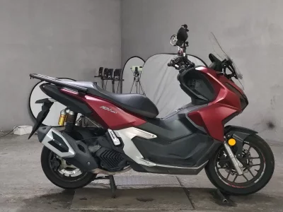 Honda ADV160