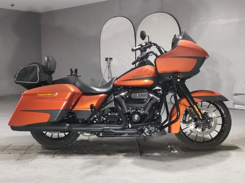 Harley-Davidson HARLEY FLTRXS1870 лот № 5285 оценка 4  с аукциона в Японии