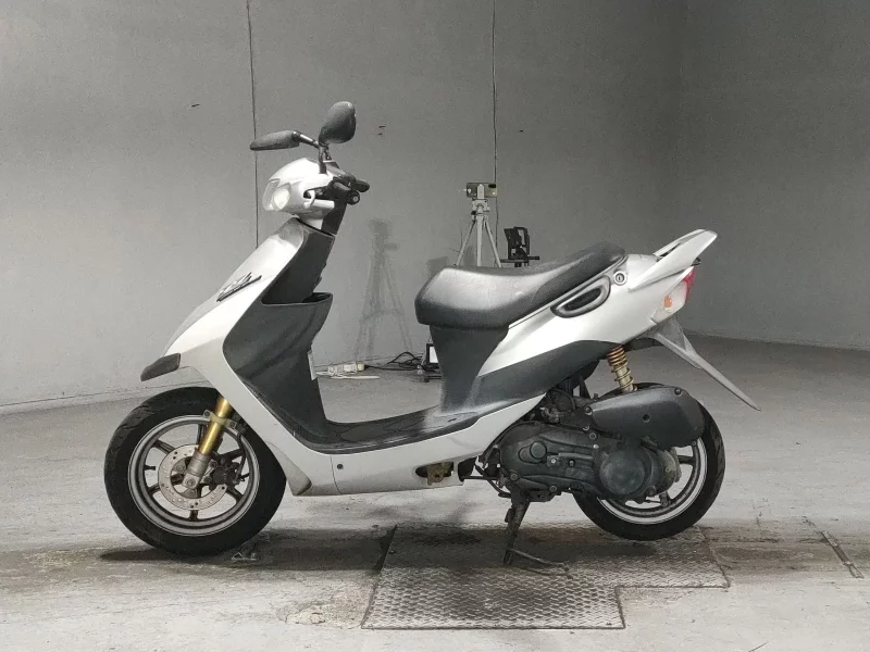 Suzuki ZZ