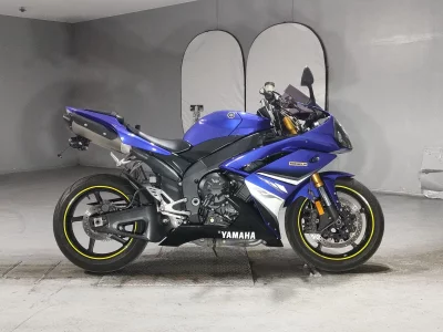 Yamaha YZF-R1