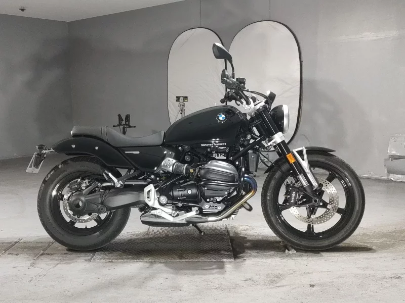 BMW  R12 лот № 5370 оценка 5  с аукциона в Японии
