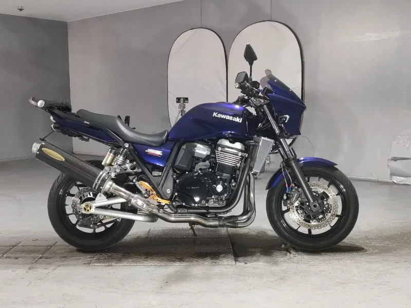 Kawasaki ZRX1200 лот № 5404 оценка 4  с аукциона в Японии