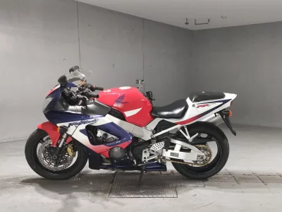 Honda CBR900RR