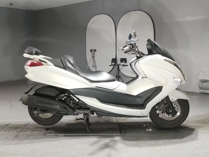Yamaha MAJESTY 250