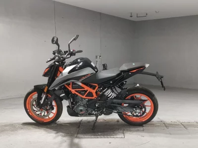 KTM  390 DUKE лот № 5440 оценка 4.5  с аукциона в Японии 2